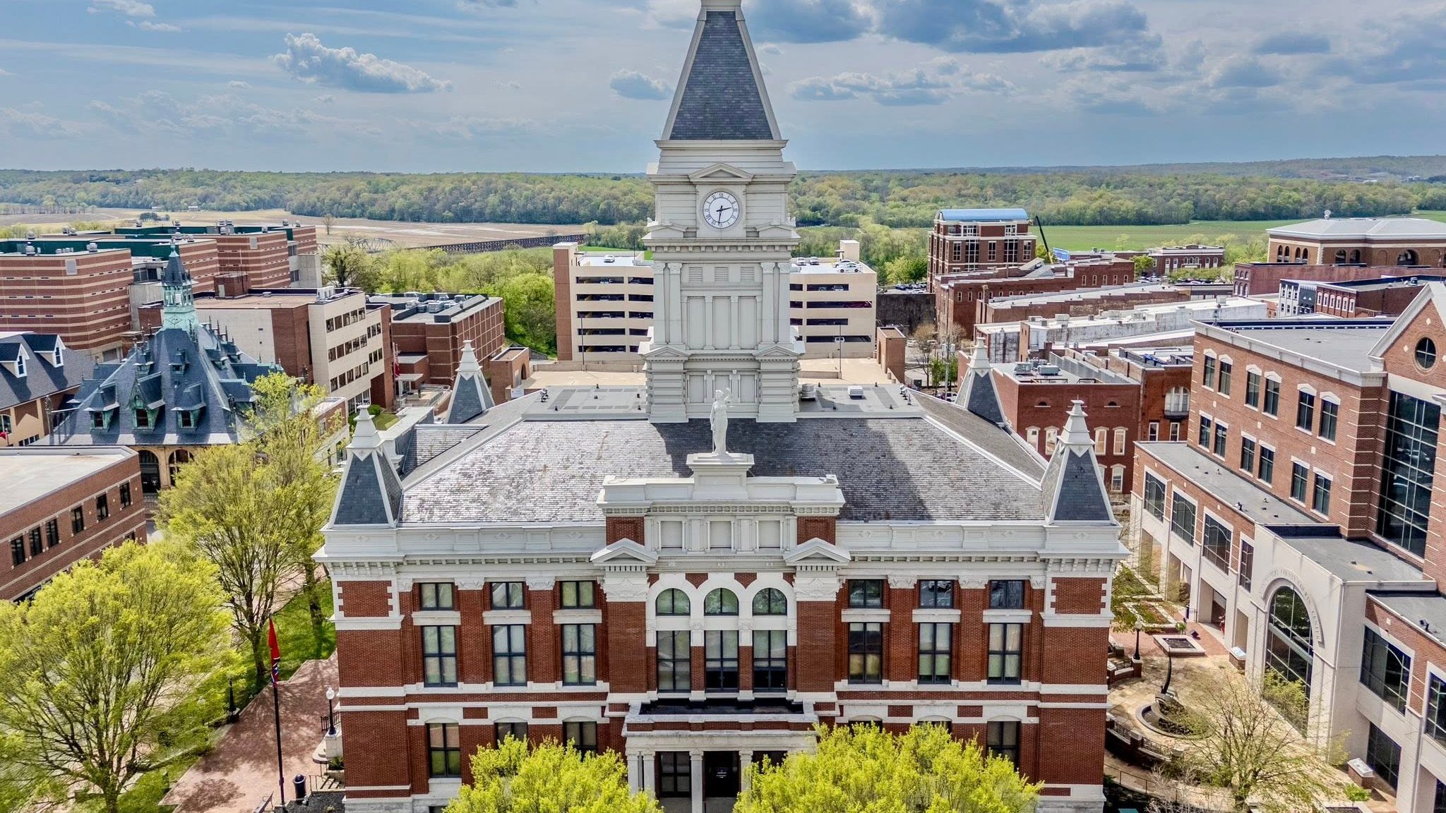 Montgomery County Courthouse in Clarksville, Tennessee